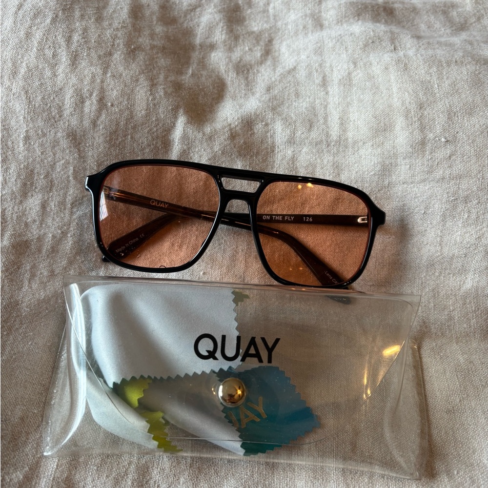 Quay Orange Tint  Sunglasses